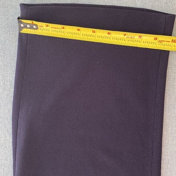 Chico’s navy blue straight leg stretchy cropped pants - Picture 9 of 9